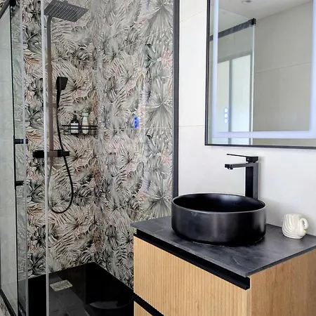 Appartement Zen - 5 Minutes Du Centre-ville, Parking Gratuit Nancy